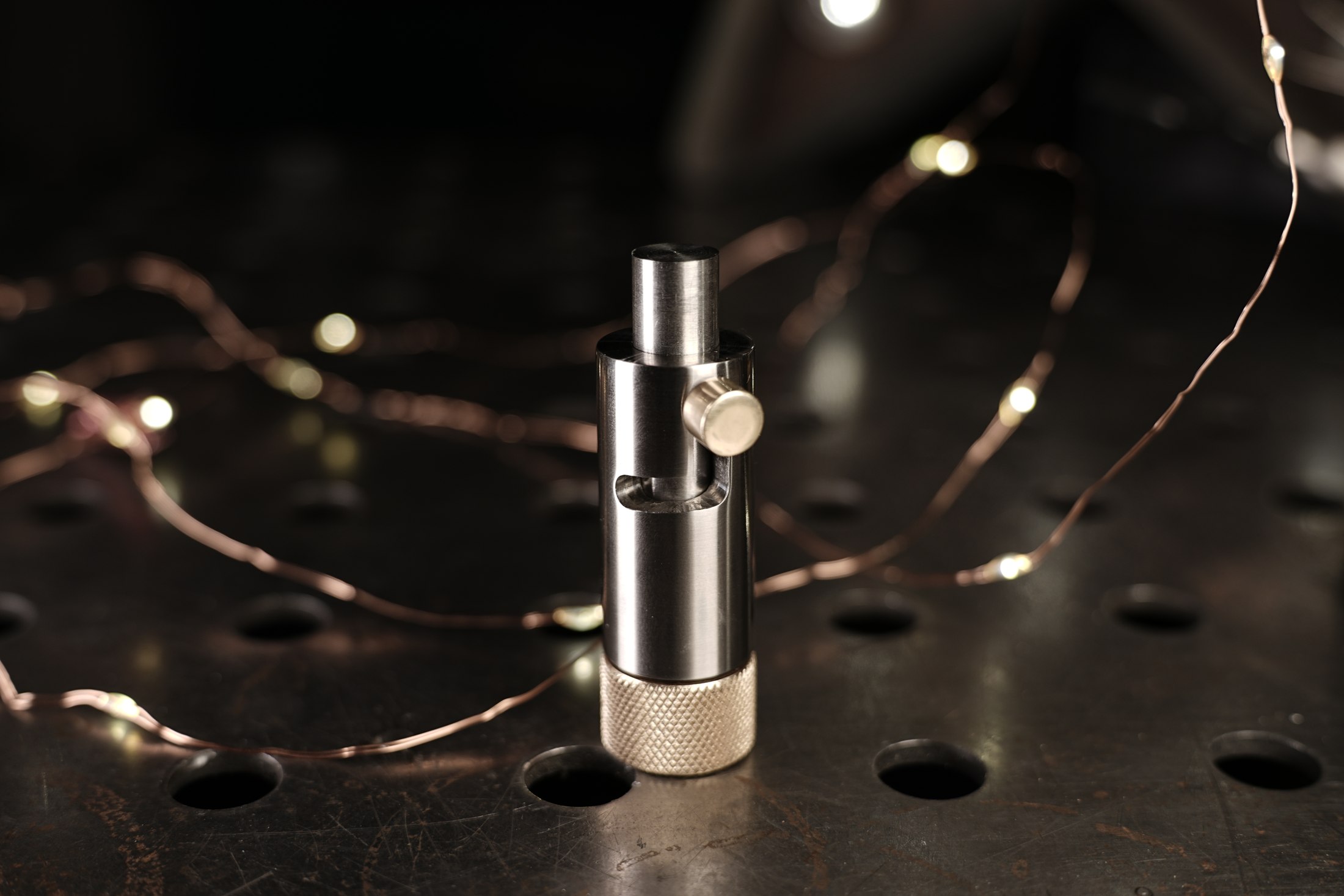 Close view of the machined spinner mechanism